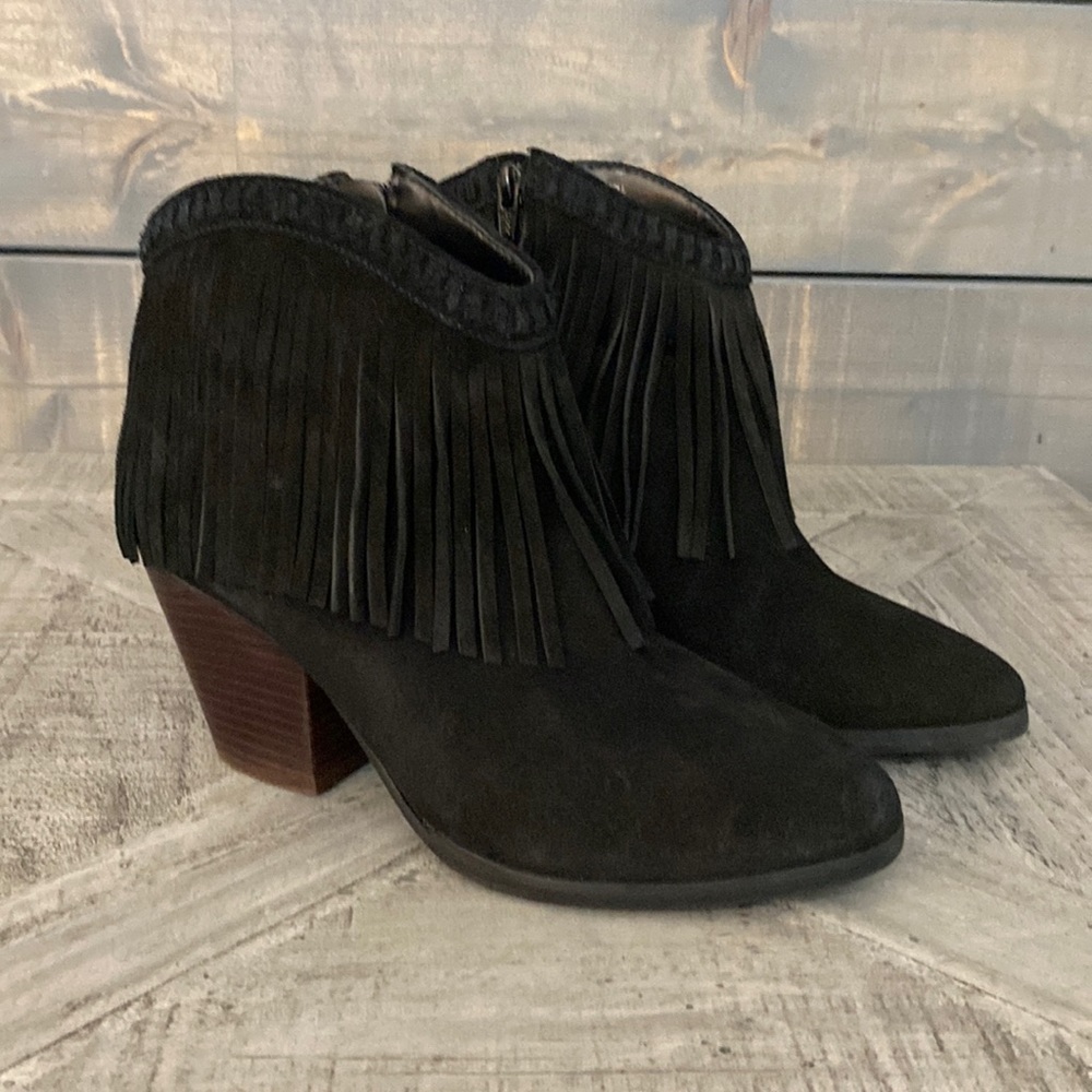 GB Let’s Roll Fringe Boots- Size 7.5